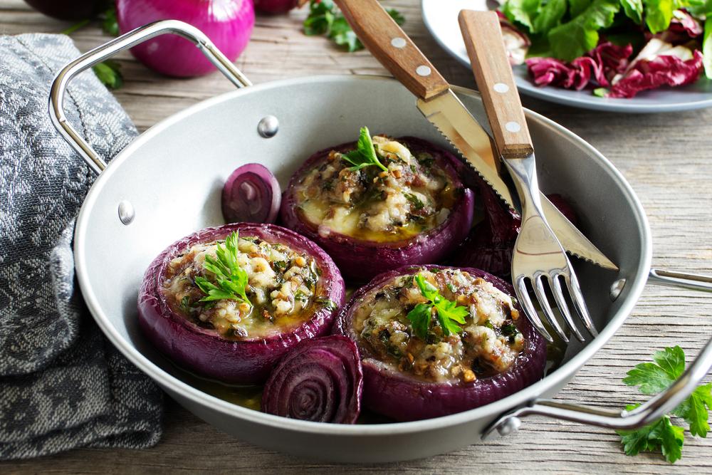 Ufff Recetas | Cebolla rellena de carne molida y queso