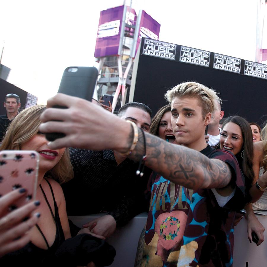 Justin Bieber con sus fans