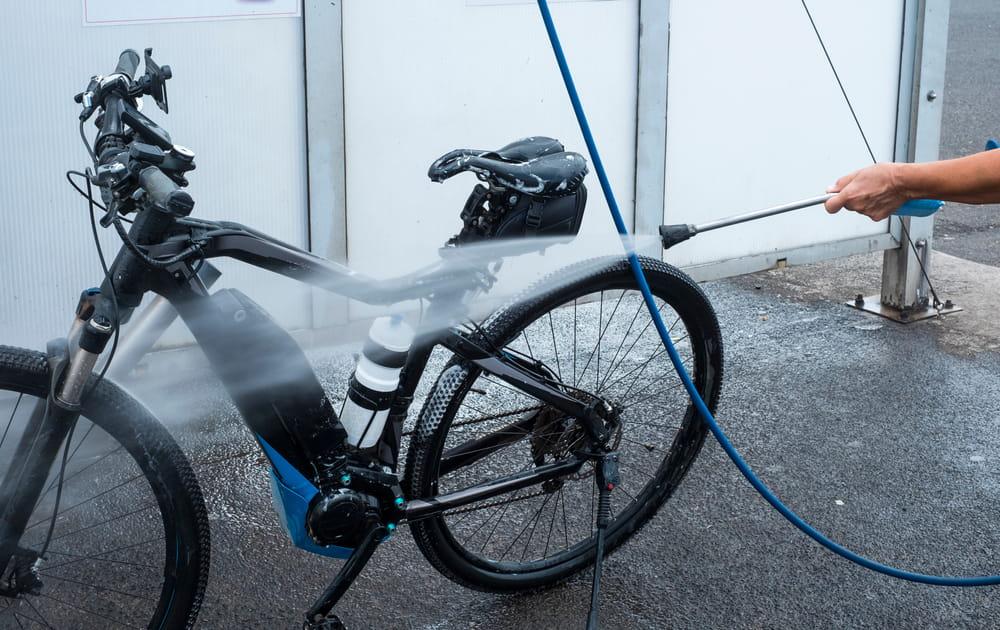 Cómo limpiar bicicleta eléctrica