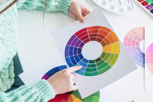 Qué es la colorimetría y cómo aplicarla en tu trabajo artístico