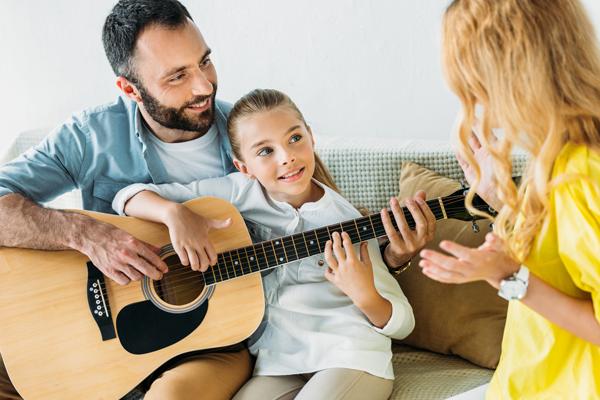 Cómo hablar con tus hijos sobre emergencias: Estrategias para mantener la calma