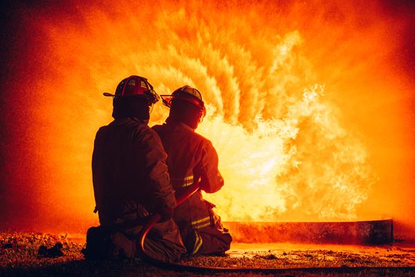 Todo lo que tus hijos pueden aprender de los bomberos