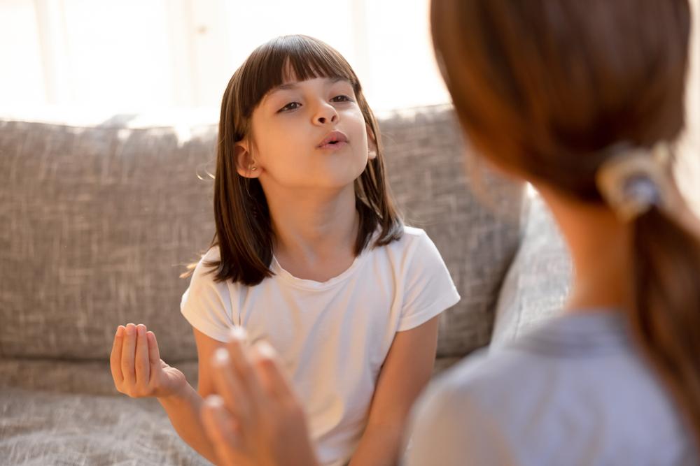 Mi hijo tartamudea: 10 ejercicios sencillos para niños con problemas del habla
