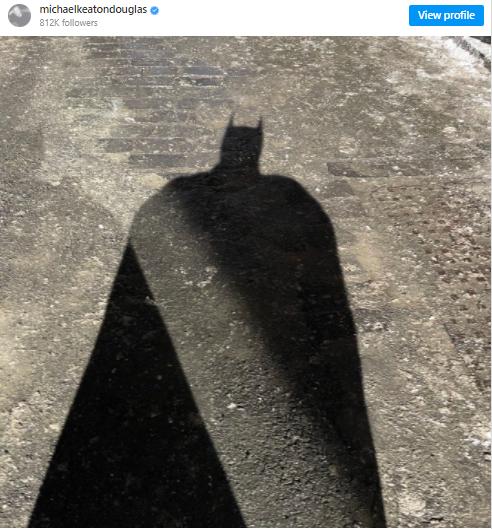 Michael Keaton confirma que estará en Batgirl como Batman