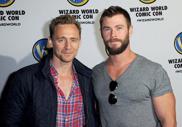 Tom Hiddleston y Chris Hemsworth