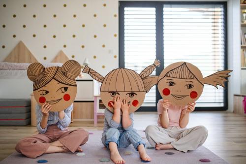 ¿Cómo estimular la creatividad desde casa? Guía práctica para mamás ocupadas