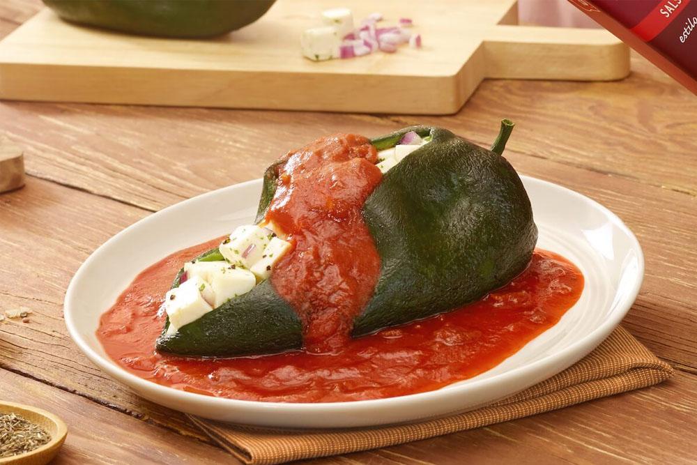 Ufff Recetas | La receta casera del chile relleno de queso que debes probar